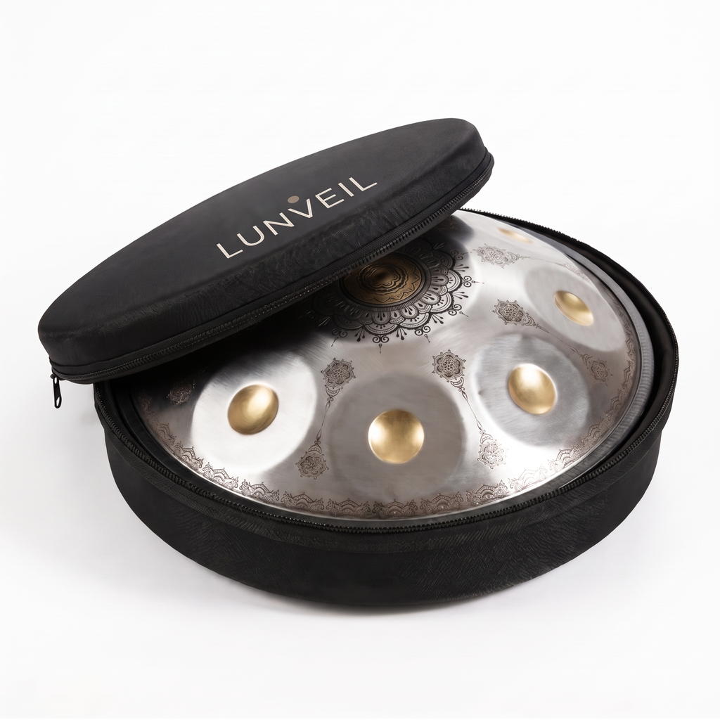 Handpan EATHÜNA dans sa housse de transport rembourrée Lunveil