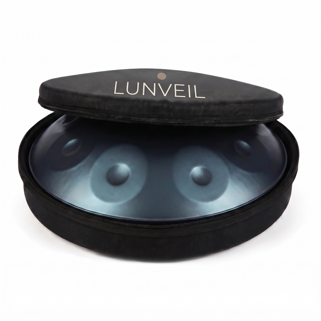Handpan SONARA dans sa housse de transport rembourrée Lunveil